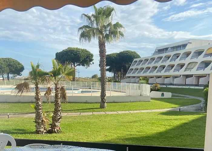 Studio 1 Ere Ligne Port Camargue Avec Piscine