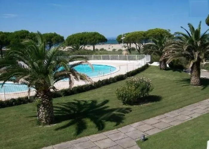 Studio 1 Ere Ligne Port Camargue Avec Piscine
